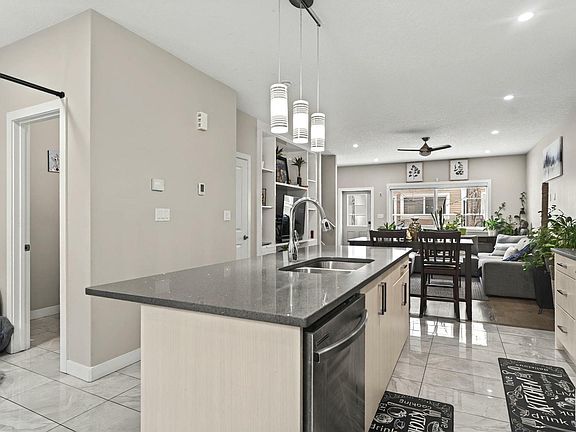 3rd image of 2803 14th Ave NW #36