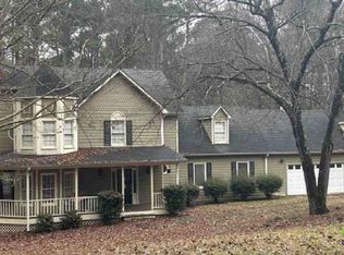 125 Picketts Lake Dr, Acworth, GA 30101