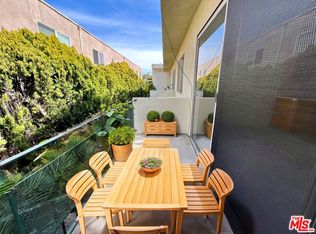 1128 10th St APT 10, Santa Monica, CA 90403
