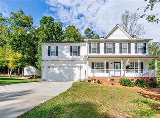 1075 Charter Oaks Dr, Randleman, NC 27317