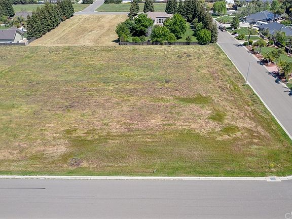 3rd image of 6158 Neves Dr