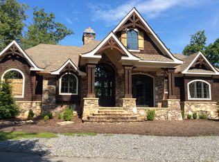 212 Timberlake Trl, Blue Ridge, GA 30513