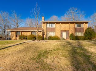 2616 Suffolk St, Kingsport, TN 37660