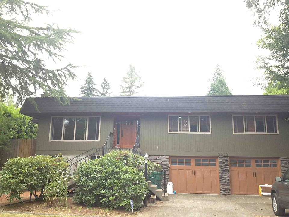 2nd image of 2559 NE 91st St