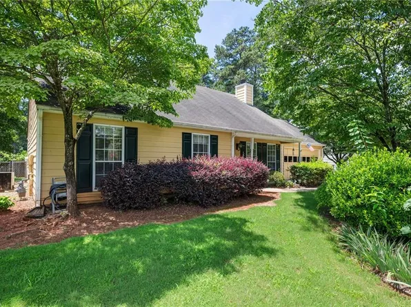 4015 Paloverde Dr NW, Kennesaw, GA 30144