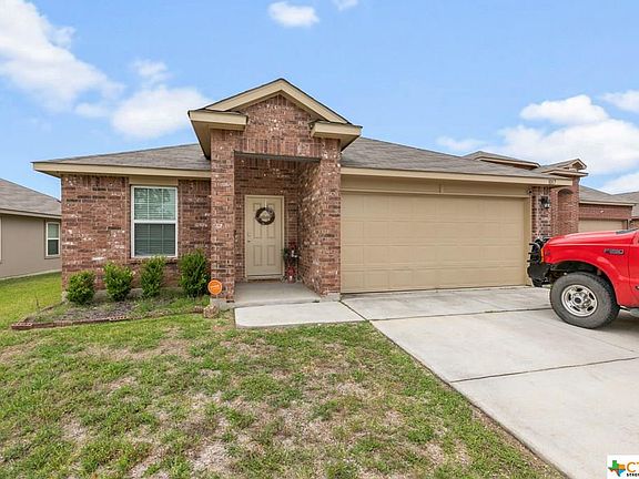3rd image of 1017 Bromley Ct.