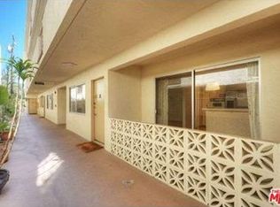 1143 6th St APT 102, Santa Monica, CA 90403