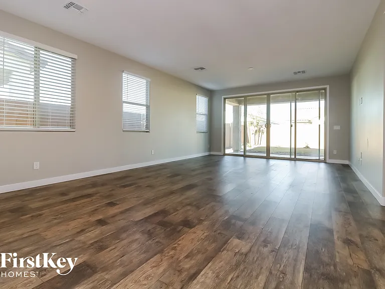 19690 W Turney Ave — Photo 3