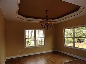 4th image of 1038 Waterbrooke Ln