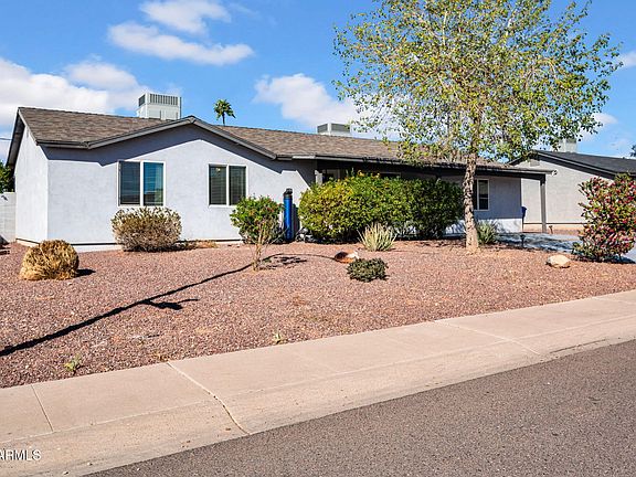 3rd image of 14446 N 40th Pl