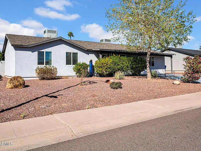 14446 N 40th Pl — Photo 3