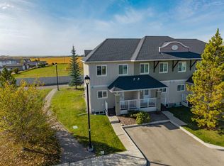 101 E Clover Way, Carstairs, AB T0M 0N0