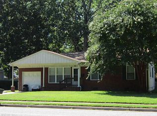 55 Harris Creek Rd, Hampton, VA 23669