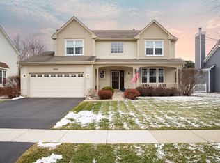 18213 W Meander Dr, Grayslake, IL 60030