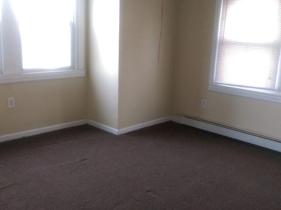 3rd image of 6724 Ogontz Ave #3
