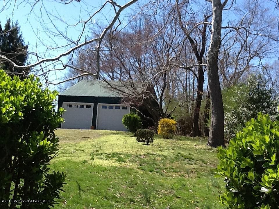 2nd image of 2157 Allenwood Rd