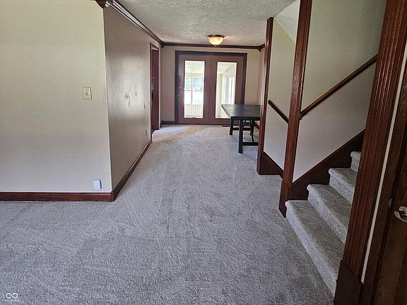 3rd image of 7855 Bluff Rd