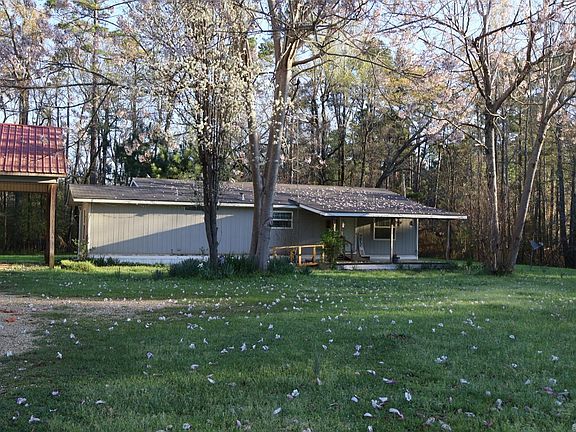 3rd image of 910 & 920 Reaves Cemetery