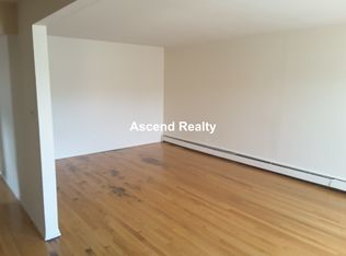 7820 S South Shore Dr APT 3C, Chicago, IL 60649