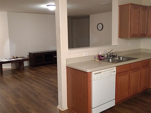 5th image of 7404 Candler Dr