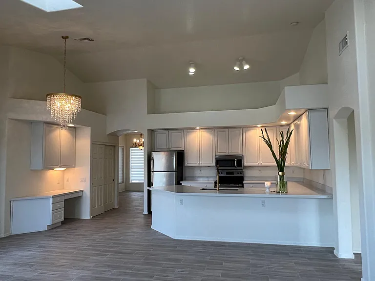 814 W Beechnut Dr — Photo 7