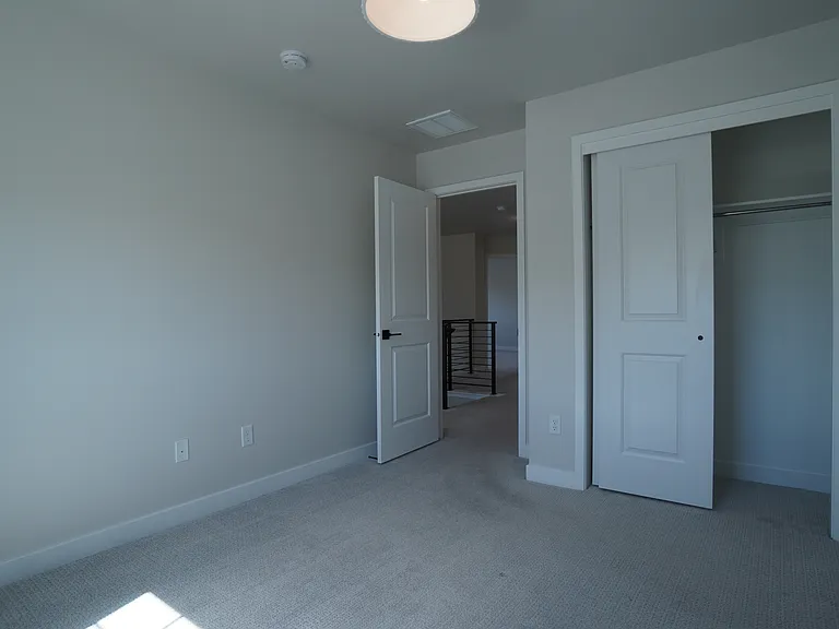 2143 W Natalie Ave — Photo 13