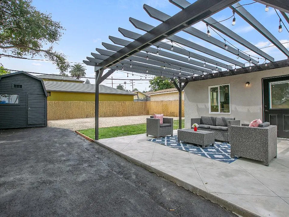 3533 El Sereno Ave
