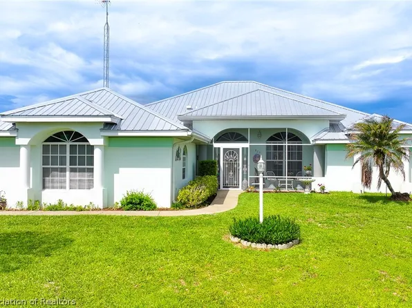 825 Holly Dr, Sebring, FL 33876