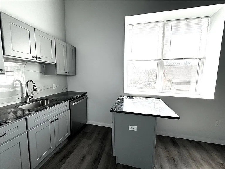 810 Monocacy St #103 — Photo 6