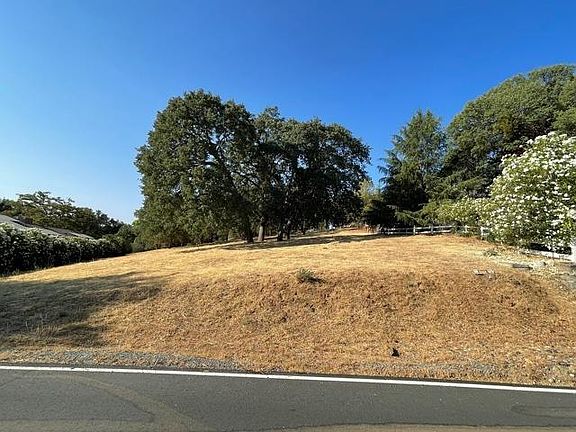 5th image of 2210 Grouse Dr #71