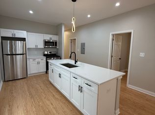 4919 W 31st St APT 1F, Cicero, IL 60804