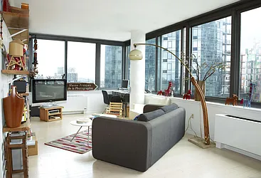 Rented by Brown Harris Stevens