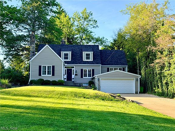2nd image of 3695 Mogadore Rd
