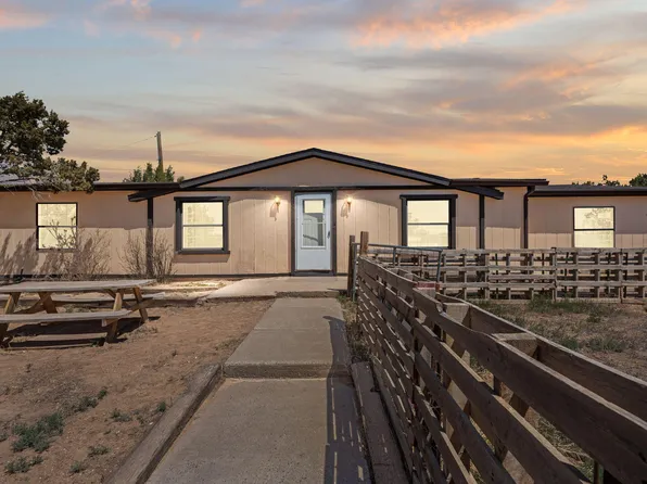 33 Skyline Dr, Edgewood, NM 87015