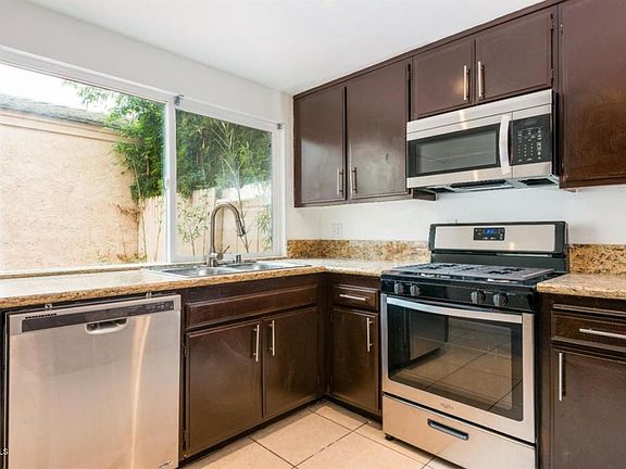 4th image of 5263 Teton Ln