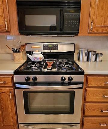 4th image of 6409 E 9th St