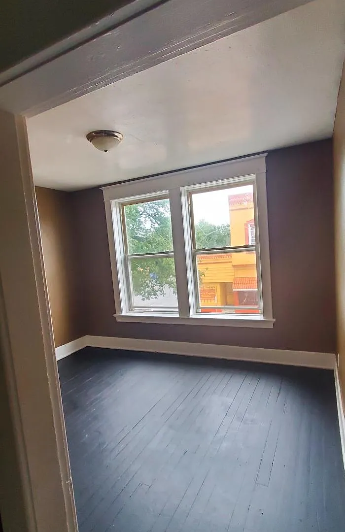 2201 Fairfield Ave — Photo 4