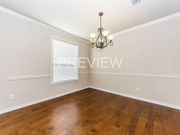 5th image of 2711 Safe Harbor Dr