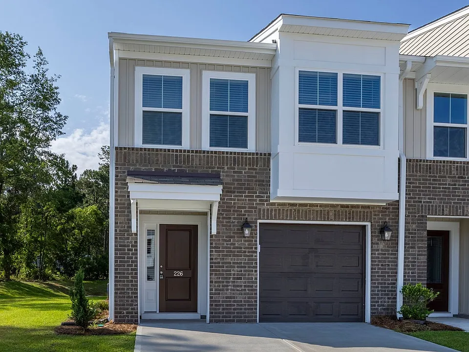 226 Flatsedge Ct