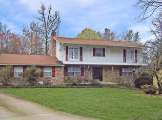 725 Pine Valley Rd, Knoxville, TN 37923