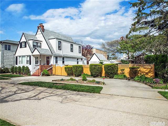 1st image of 54 Erie Ave