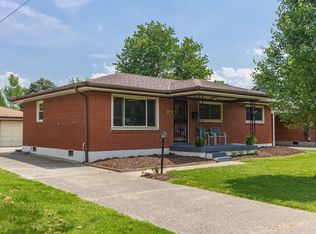 8005 Canna Dr, Louisville, KY 40258