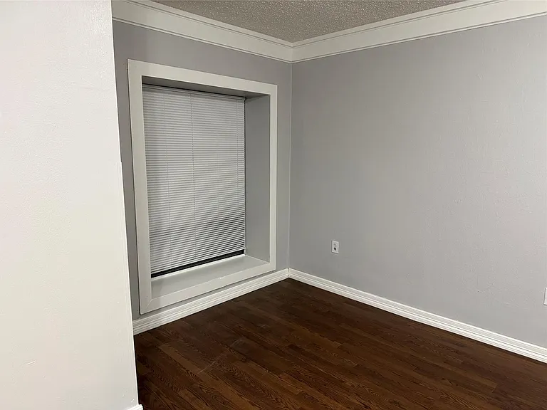 5519 Mendota Ln — Photo 10