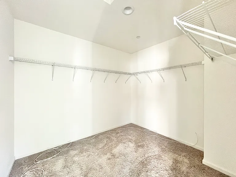 1040 Piedmont Rd — Photo 10