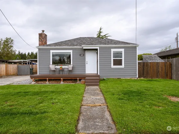 1609 S 15th Street, Mount Vernon, WA 98273