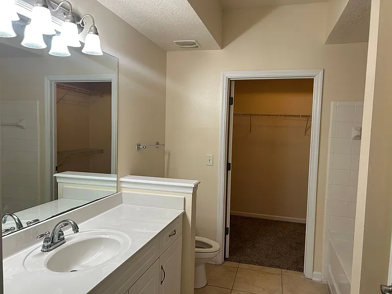 10435 Midtown Pkwy #206 — Photo 5