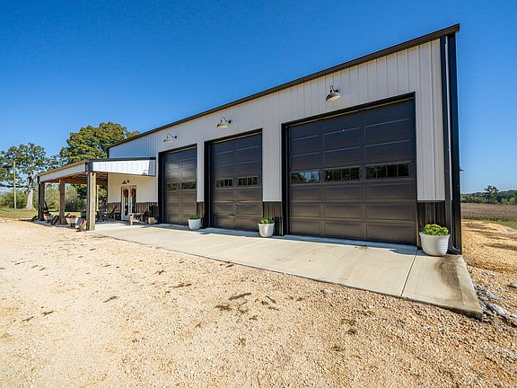 5th image of 30 Senator Cobb Rd