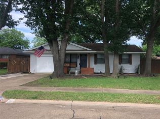 1314 Flamingo Ln, Garland, TX 75042