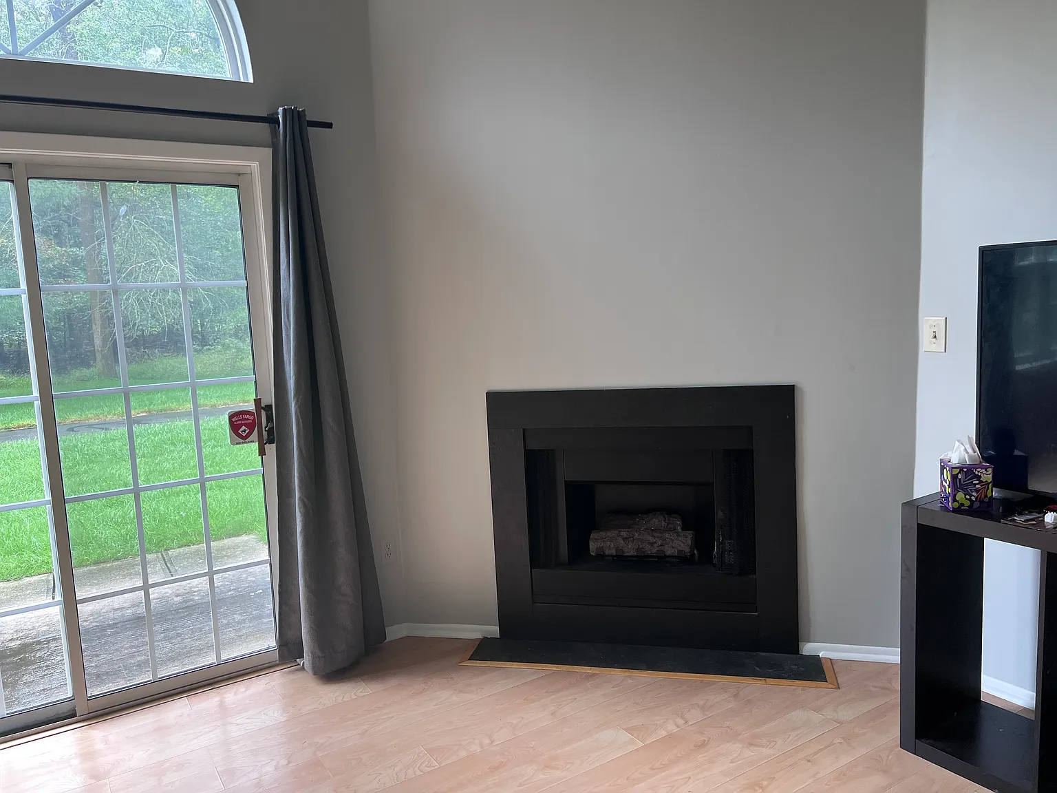 2 bed, 2.5 bath, 1267 sqft, $2,700 — Photo 4