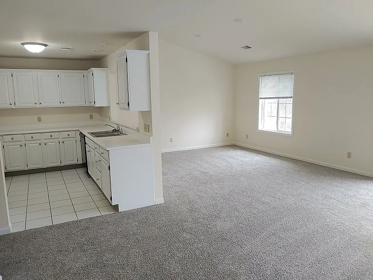 Spacious Units- Delavan — Photo 14
